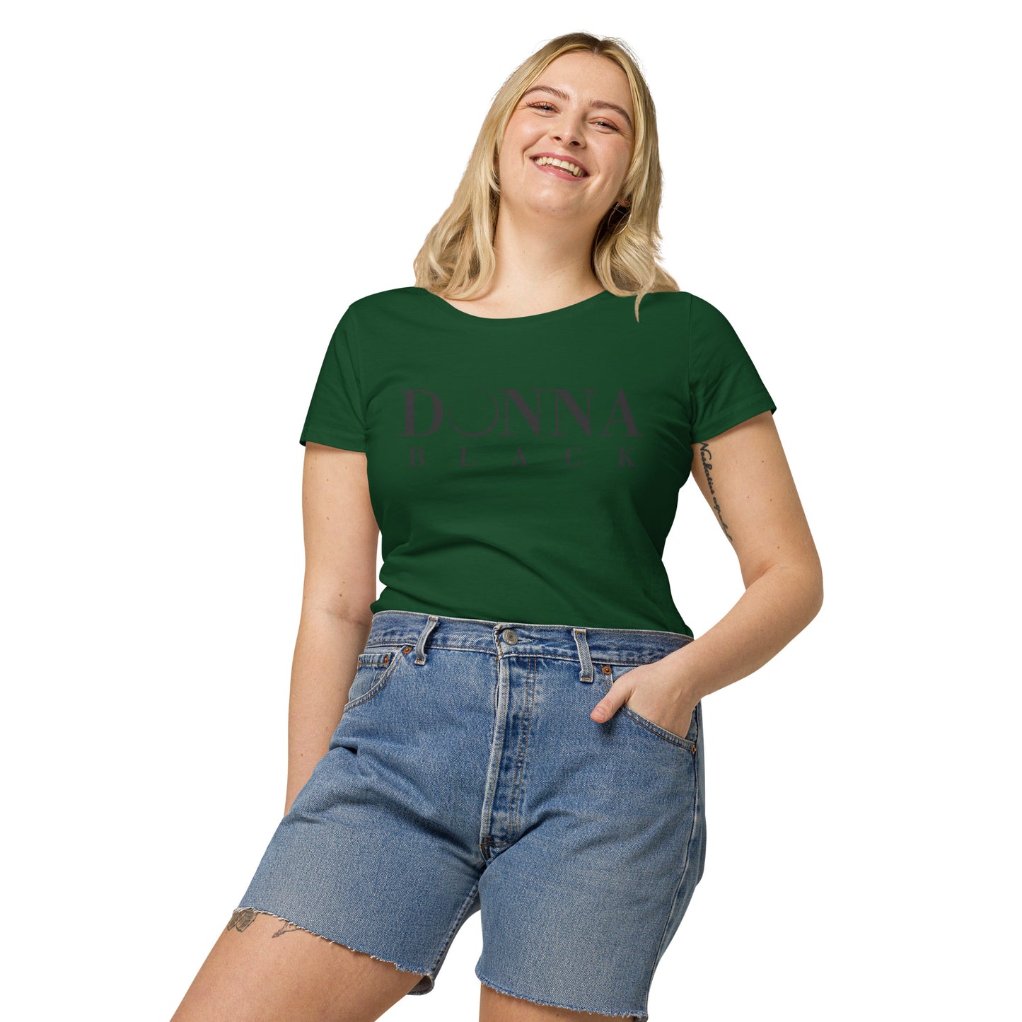 Donna Black Women’s Basic Organic T-Shirt