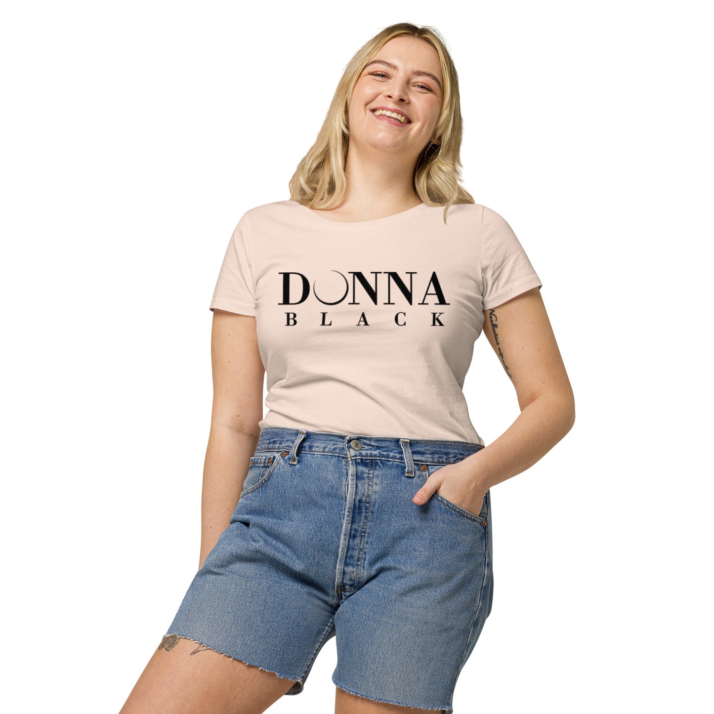 Donna Black Women’s Basic Organic T-Shirt