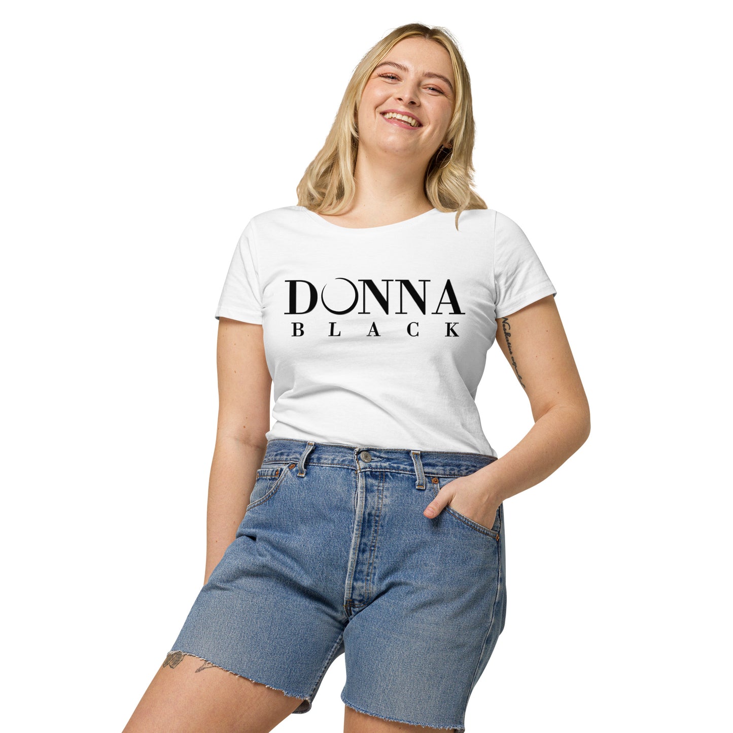 Donna Black Women’s Basic Organic T-Shirt